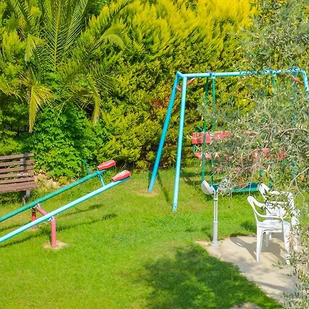 Casa de hóspedes Eden 4*