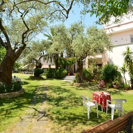 Guest house Eden